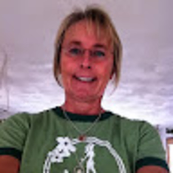 Meet your Posher, Peri - Picture 1 of 1